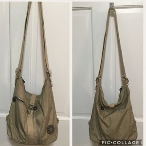Tan convertible handbag. ***2 for $15**+ extra 10%